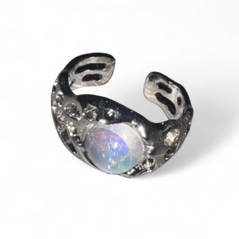 Adjustable iridescent silver ring